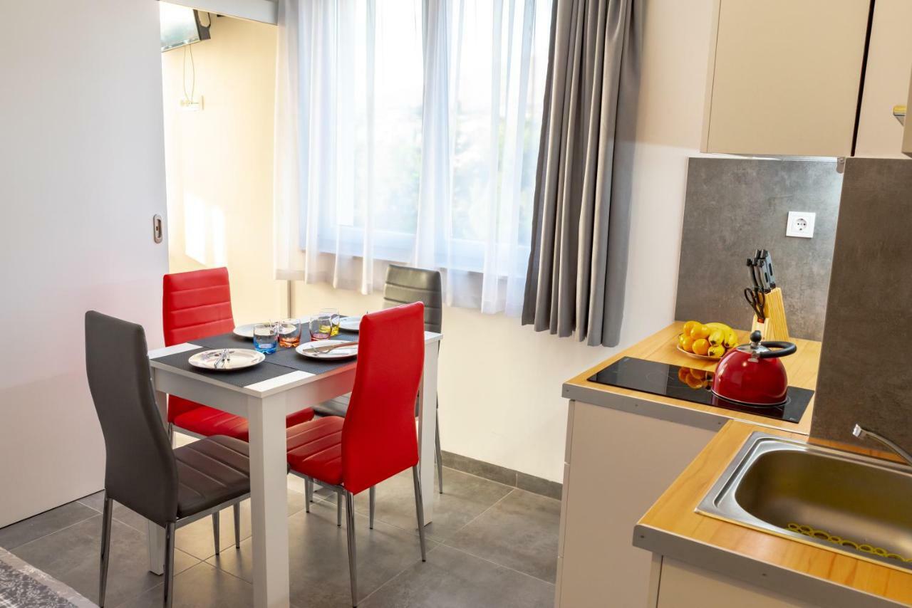 Apartmani Dalmacjia Grebaštica Buitenkant foto