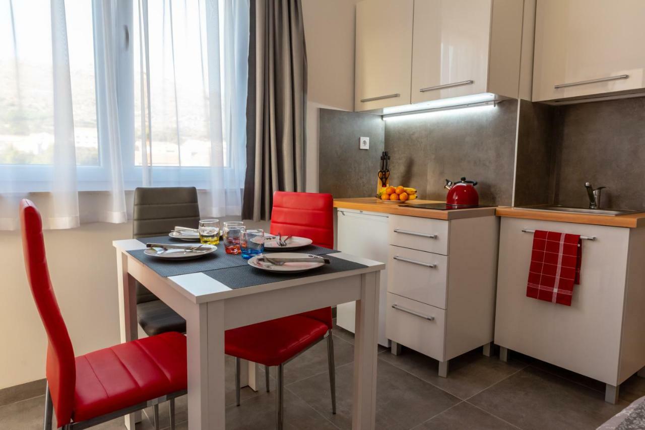Apartmani Dalmacjia Grebaštica Buitenkant foto