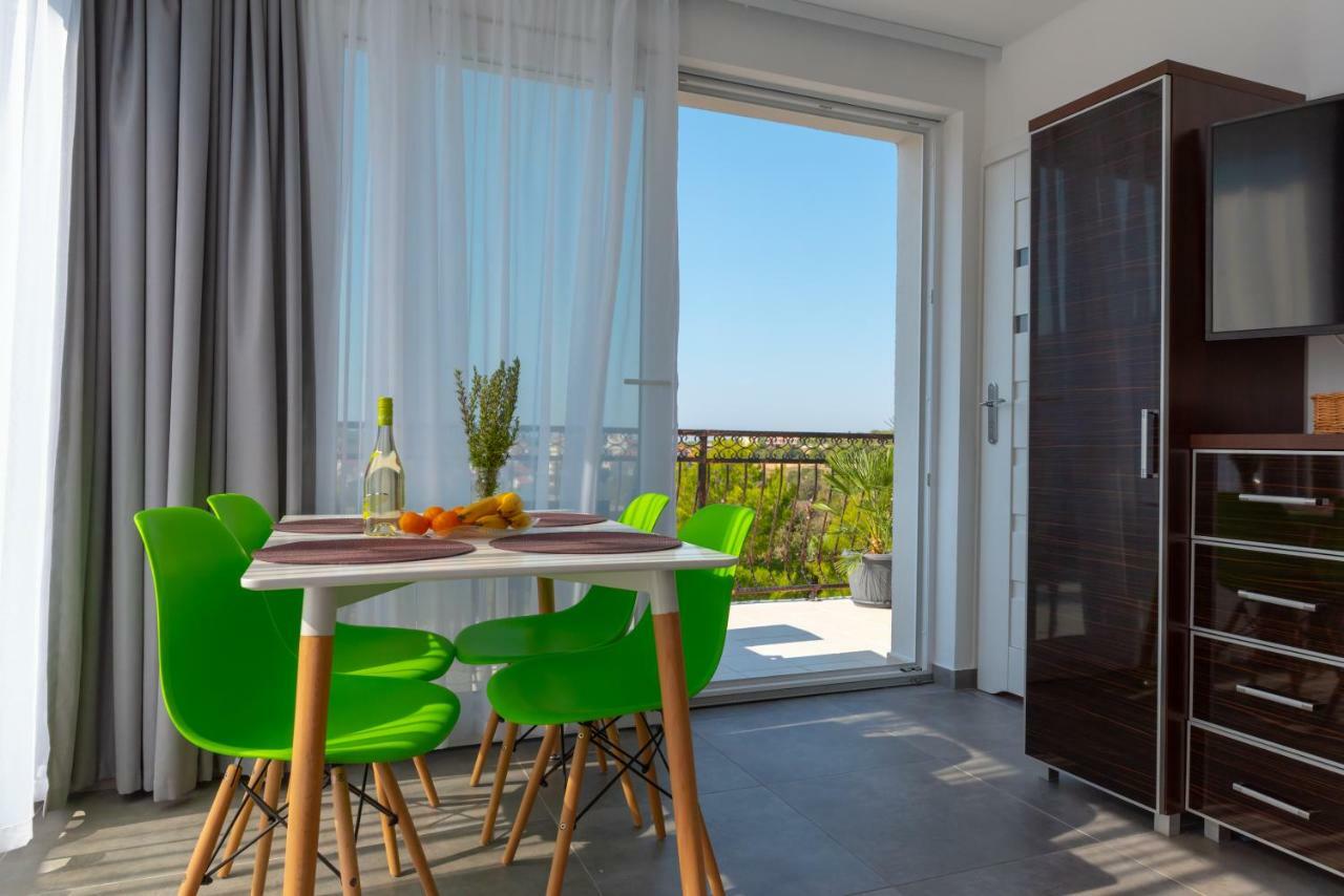 Apartmani Dalmacjia Grebaštica Buitenkant foto